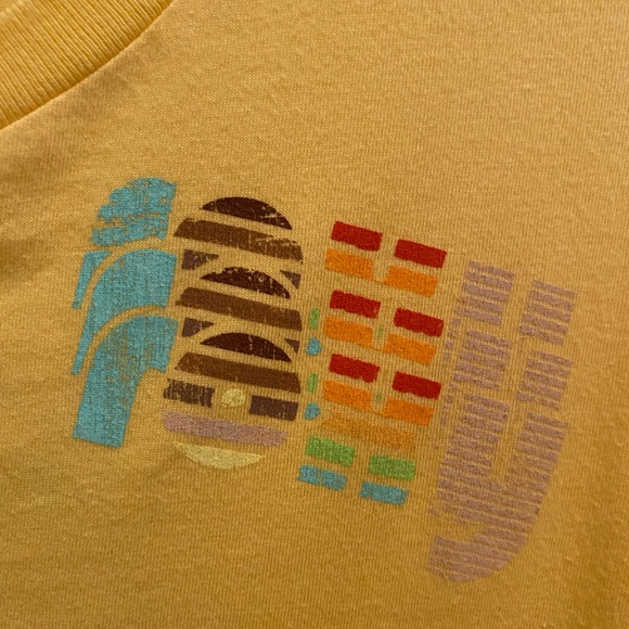 2000s Roxy tee - Picture 3 of 6